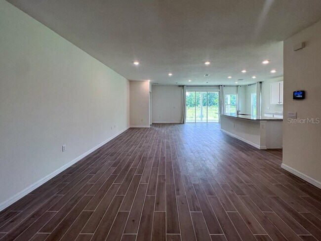Building Photo - 1315 NW 132nd Cir