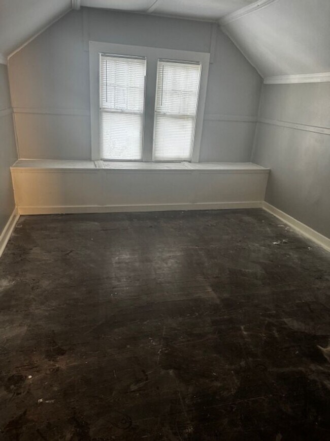 Building Photo - 4 Bedroom Home in Bethel Grove