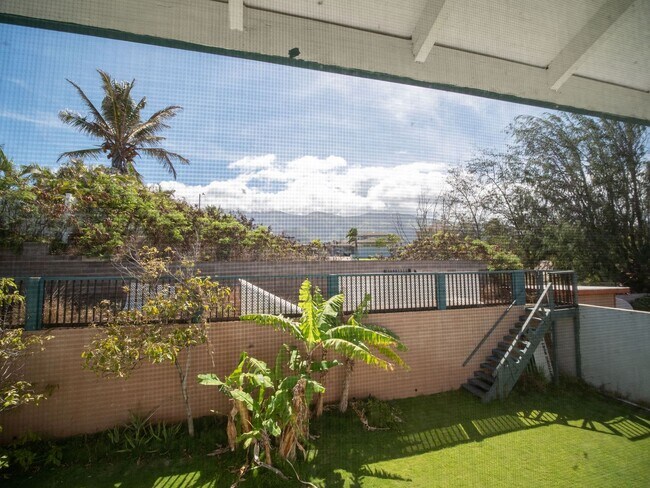 Building Photo - Luxury Maui Living in a Spacious Wailuku Showpiece