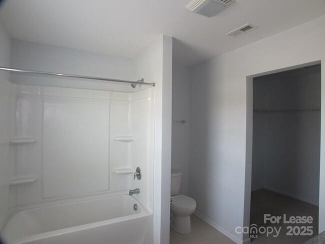 Building Photo - 2212 Atwell Glen Ln