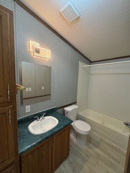 Building Photo - 9750 Limu Way