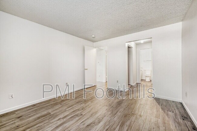 Building Photo - 5565 W 76th Ave