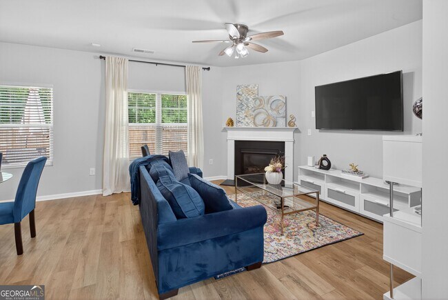 Building Photo - 3333 Cascade Parc Blvd SW