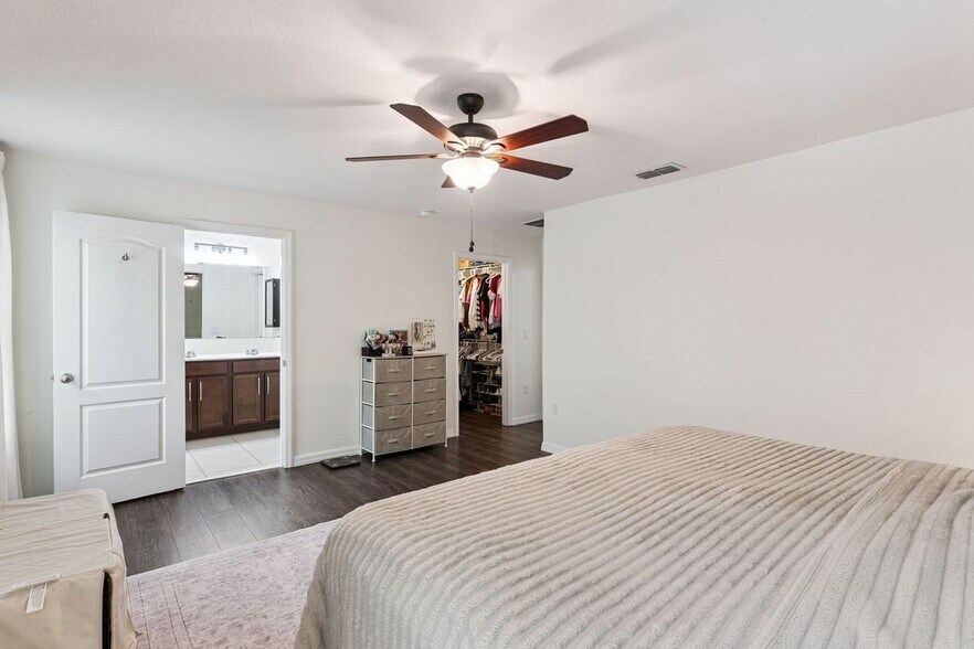 Building Photo - 1356 Scarlet Oak Loop
