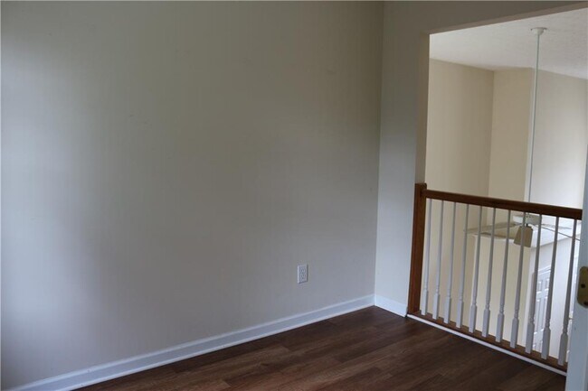 Building Photo - 910 Brushy Creek Ct