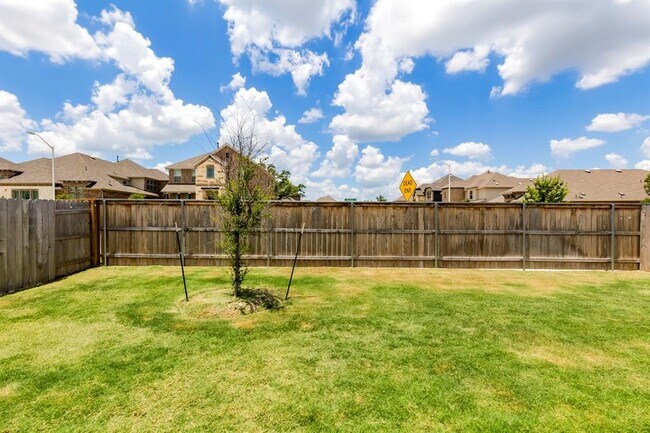 Building Photo - 961 Oak Chase Wy