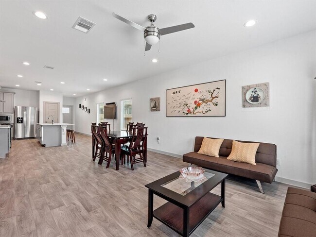 Building Photo - 12525 Abbey House Ct