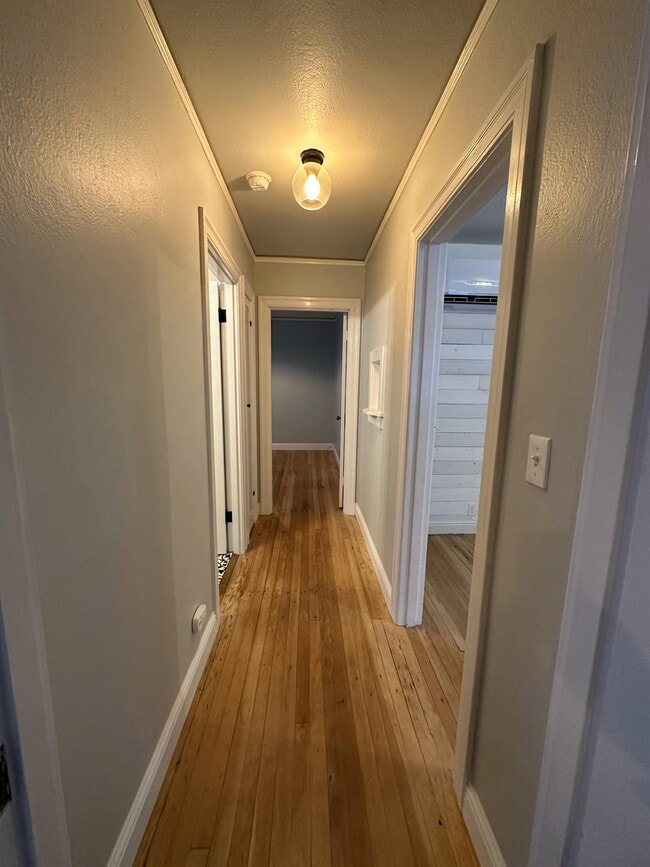 Building Photo - 608 Neal St