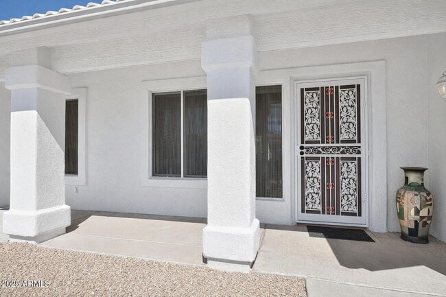 Building Photo - 14518 W Heritage Dr