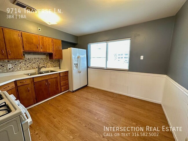 Building Photo - 9714 Traverse Ln