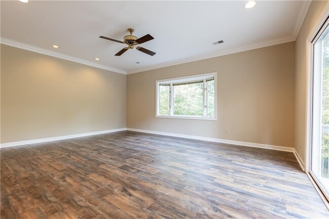 Building Photo - 3536 Mill Creek Rd NE