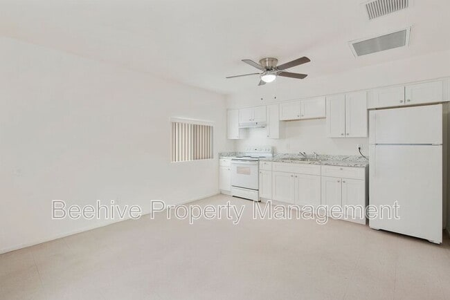 Building Photo - 1429 E Fillmore St