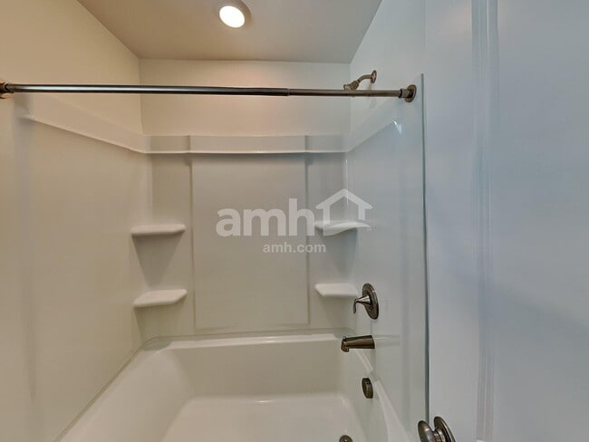 Building Photo - 108 Cairo Ct