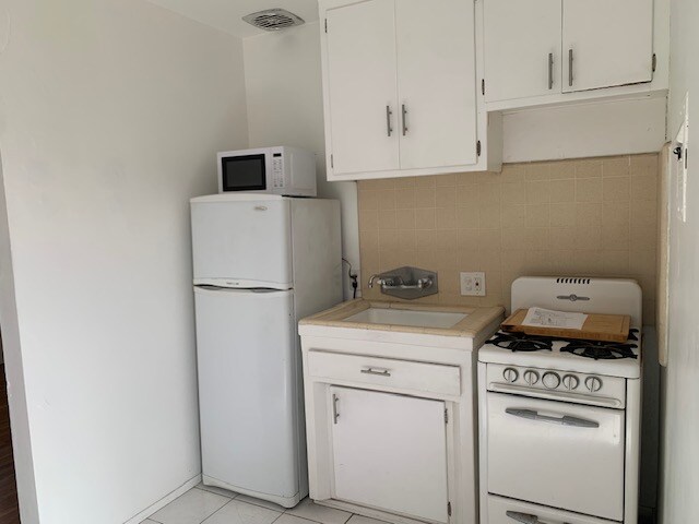 Primary Photo - 12732 Venice Blvd.