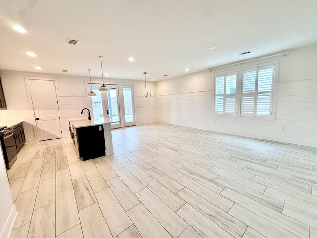 Building Photo - 94 Woodshire Dr