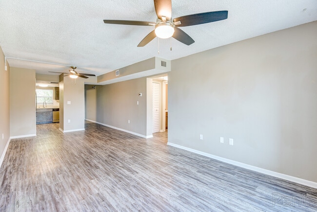 Building Photo - Sand Cove Apartments