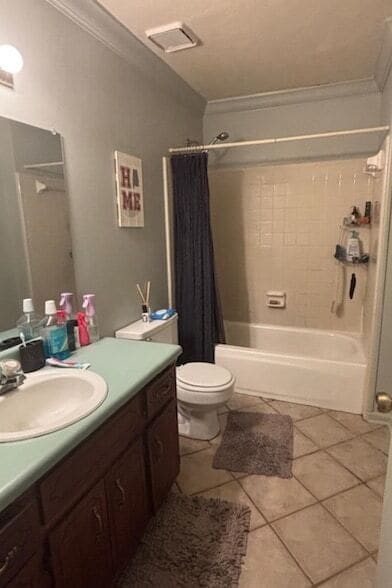 Building Photo - 1989 Gina Dr