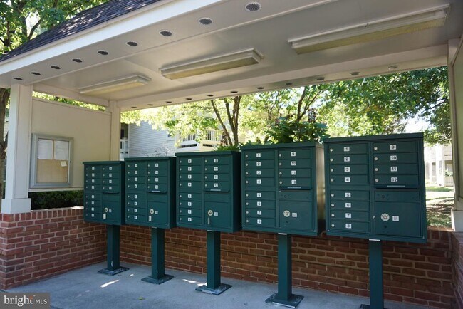 Building Photo - 10824 Antigua Terrace