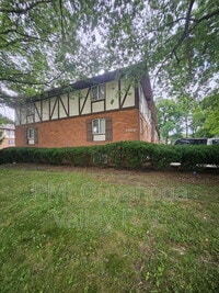 Building Photo - 1516 W Market St