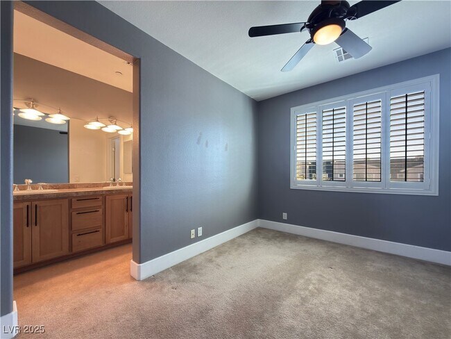 Building Photo - 9050 W Tropicana Ave