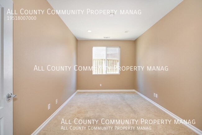 Building Photo - 34322 Heather Ridge Rd