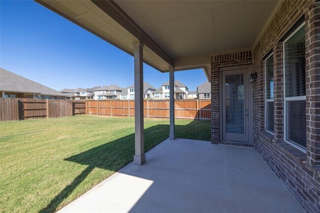 Building Photo - 113 Shadow Oak Cv