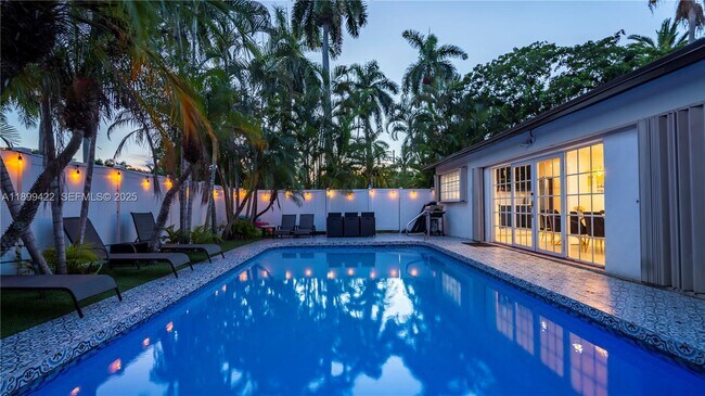 Building Photo - 1244 Garfield St