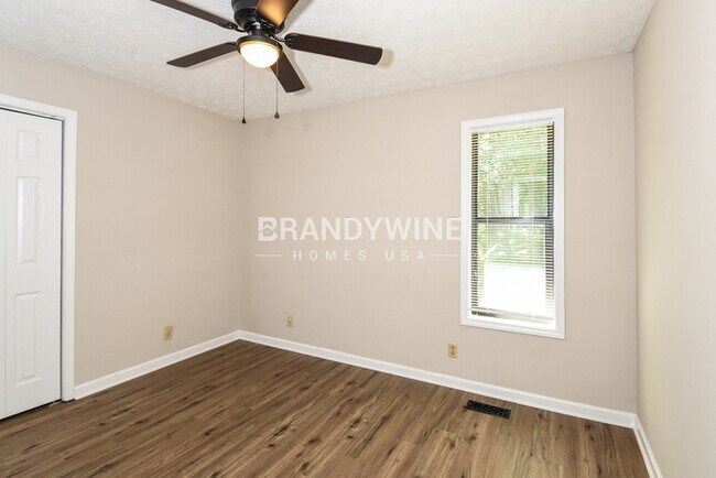 Building Photo - 4839 Caboose Ln NW