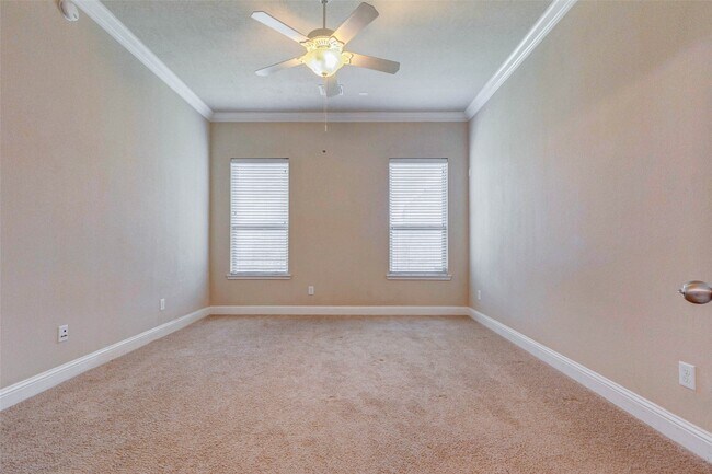 Building Photo - 6107 Nicholas Ln