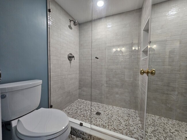 Building Photo - 2611 Bayshore Blvd