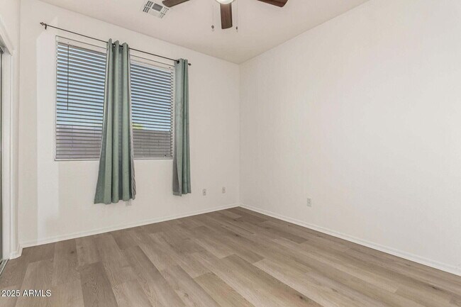 Building Photo - 15429 W Ventura St