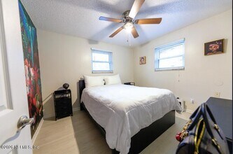 Building Photo - 8037 Parental Cir