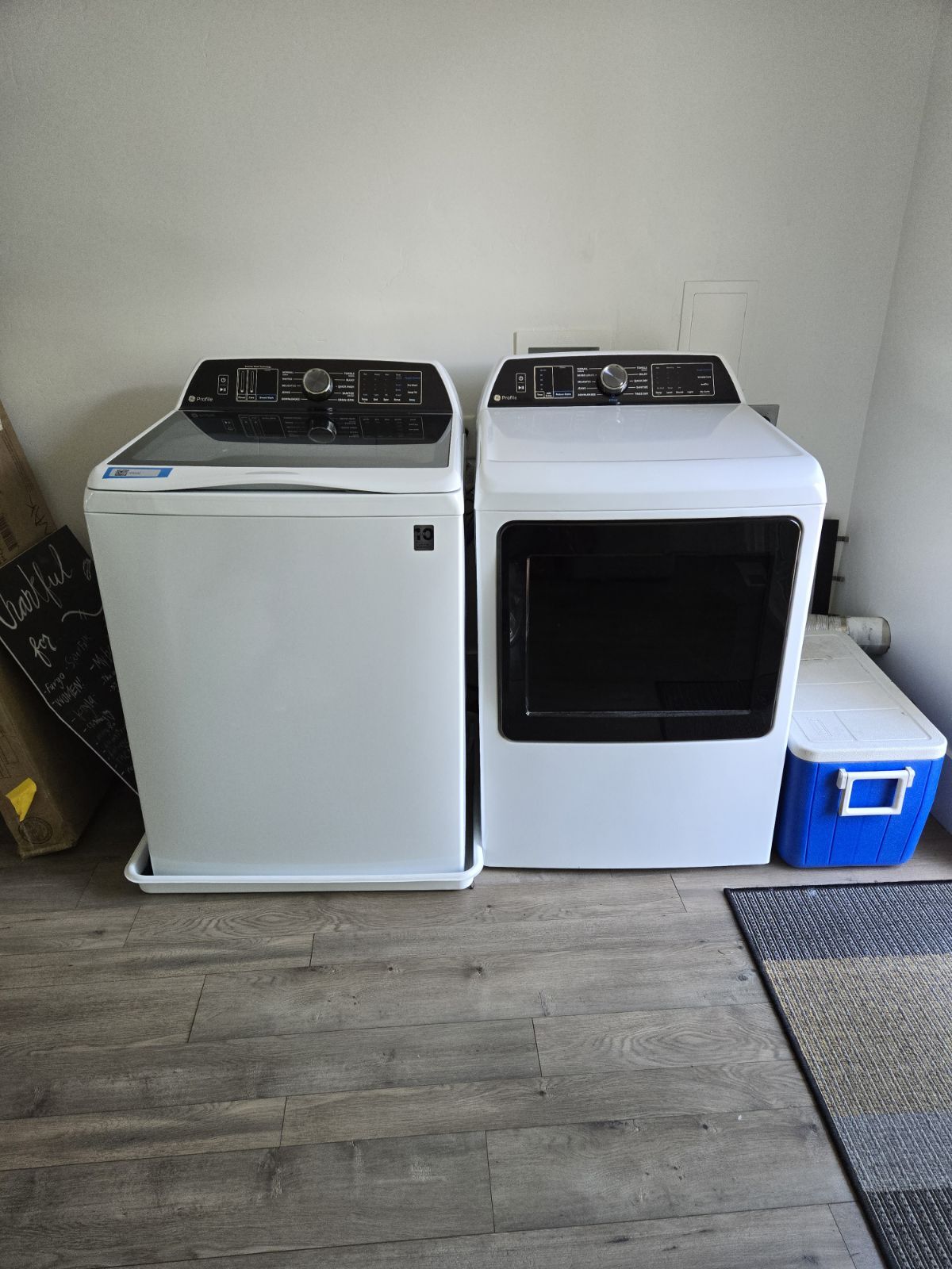 Building Photo - 2689 Highland Dr