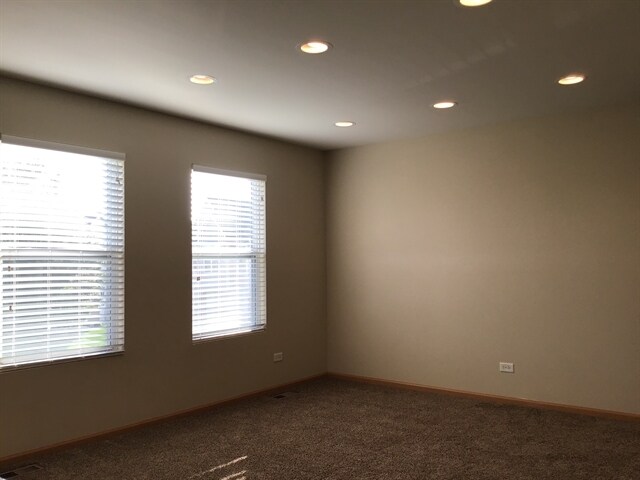 Building Photo - 818 Glen Cove Ln