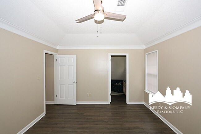 Building Photo - 2189 Rocky Stream Dr