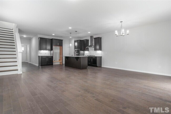 Building Photo - 2034 Chipley Dr