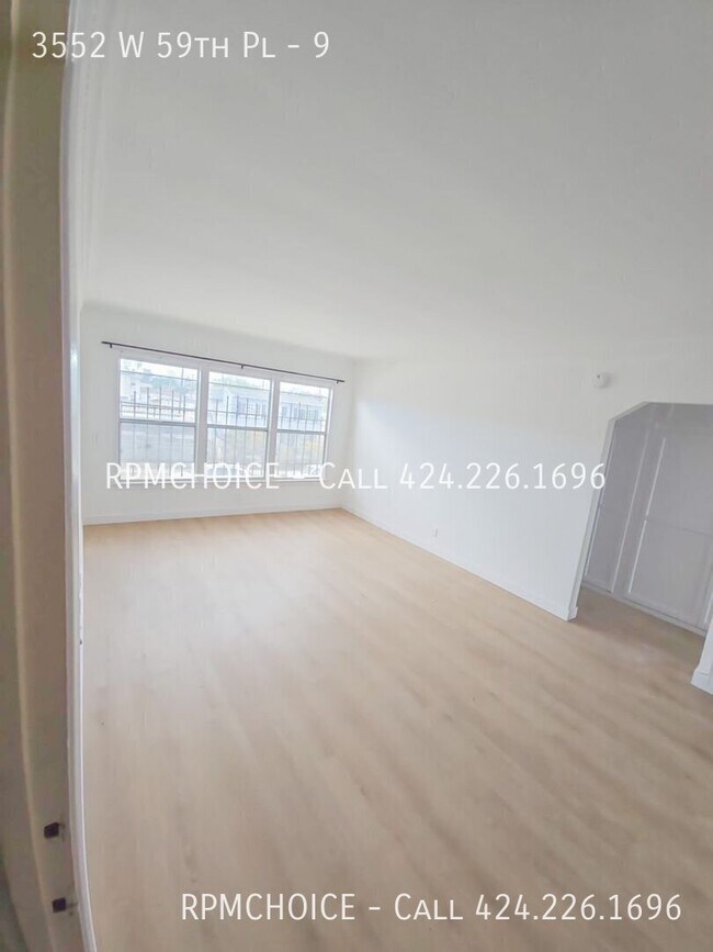 Building Photo - 3552 W 59th Pl