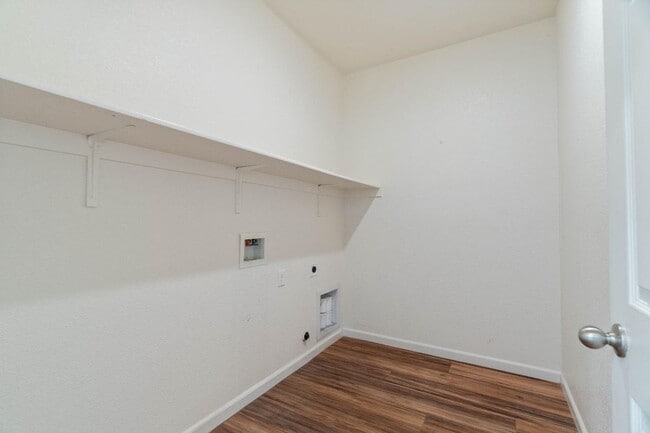 Building Photo - 3760 Orbison Ln