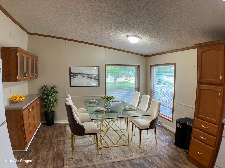 Building Photo - 605 Rio Grande Dr