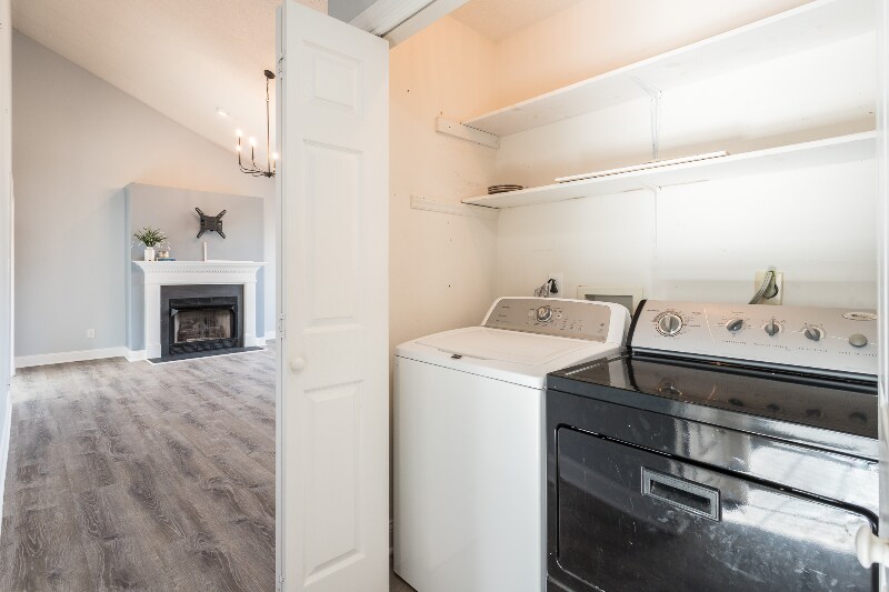 Building Photo - 15 Olde Charles Towne Ct