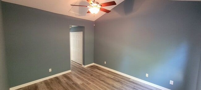 Building Photo - 5610 Harbor House Dr