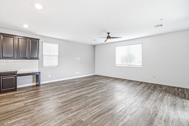 Building Photo - 4-Bedroom Two-Story Home with Mountain Views & Resort-Style Amenities