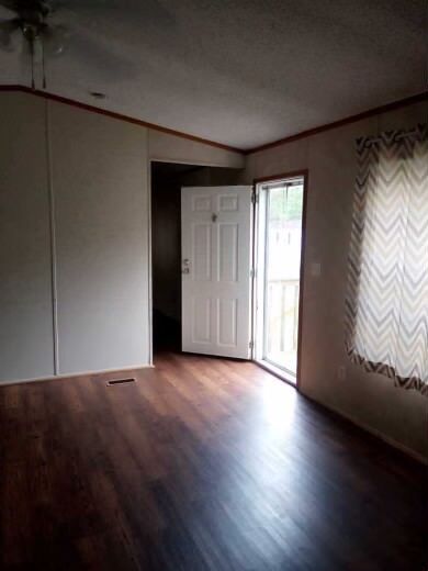 Building Photo - 125 Dv Byrd Ln