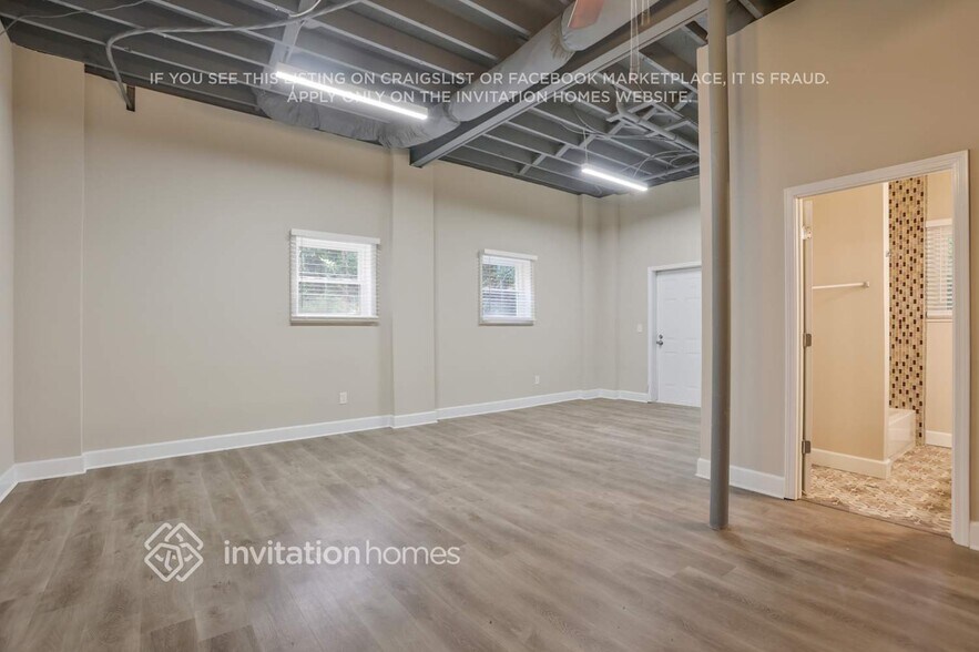 Building Photo - 664 Indigo Ln NW