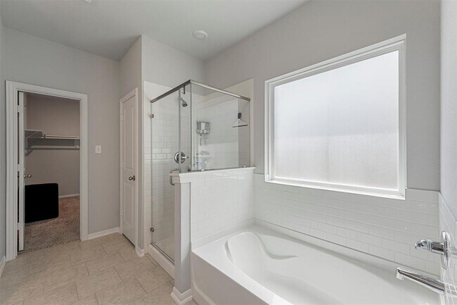 Building Photo - 10511 Kings River Dr