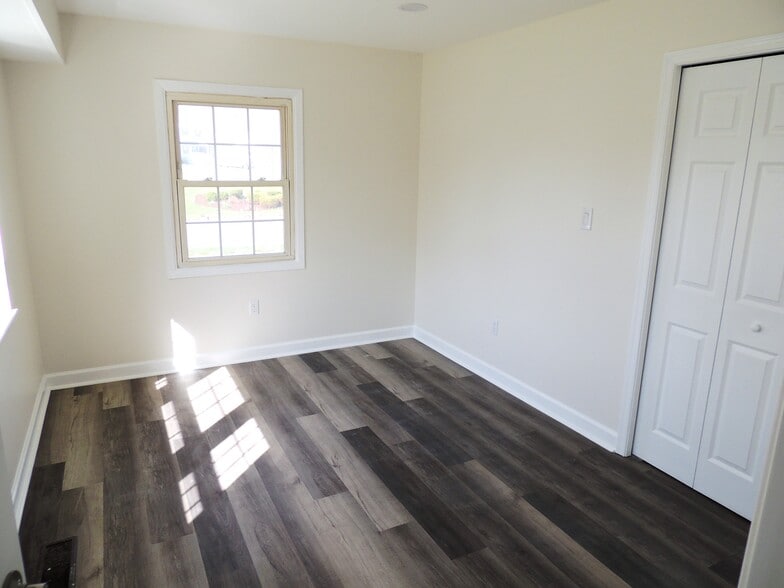Building Photo - 2811 Birdseye Ln
