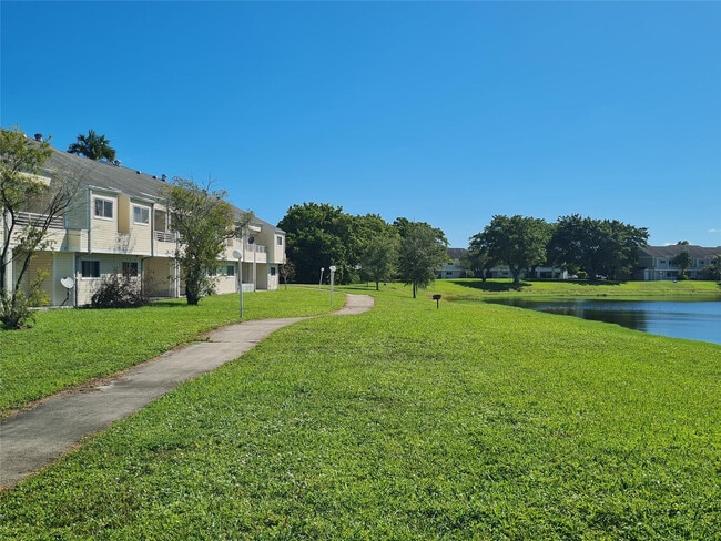 Building Photo - 3421 NW 44th St