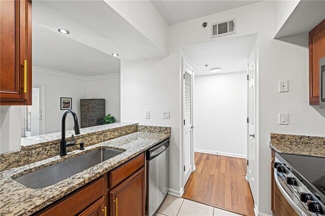 Building Photo - 275 13th St NE