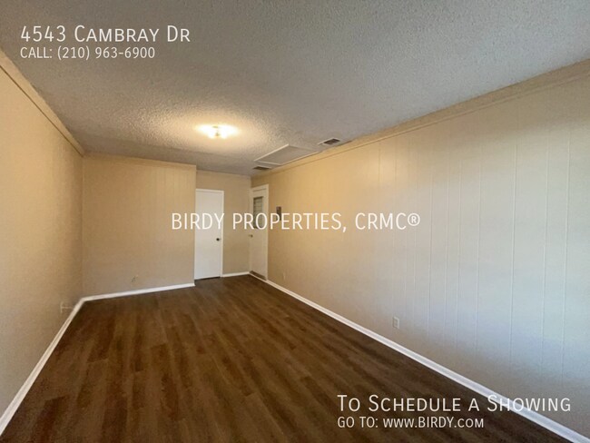Building Photo - 4543 Cambray Dr