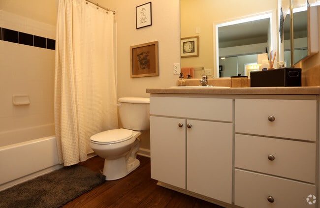 Bathroom - North 38